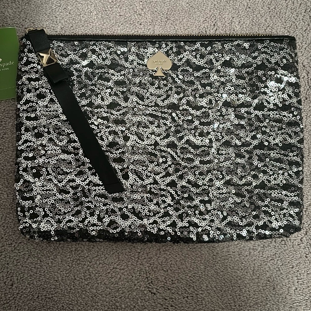 ♠️♥️ Classic Kate Spade New York Georgie Char/grey sequenced clutch purse♠️♥️